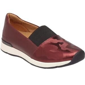 Vionic Cameo Camo Slip On Sneakers 7 Red Flats Leather Comfort Walking Travel